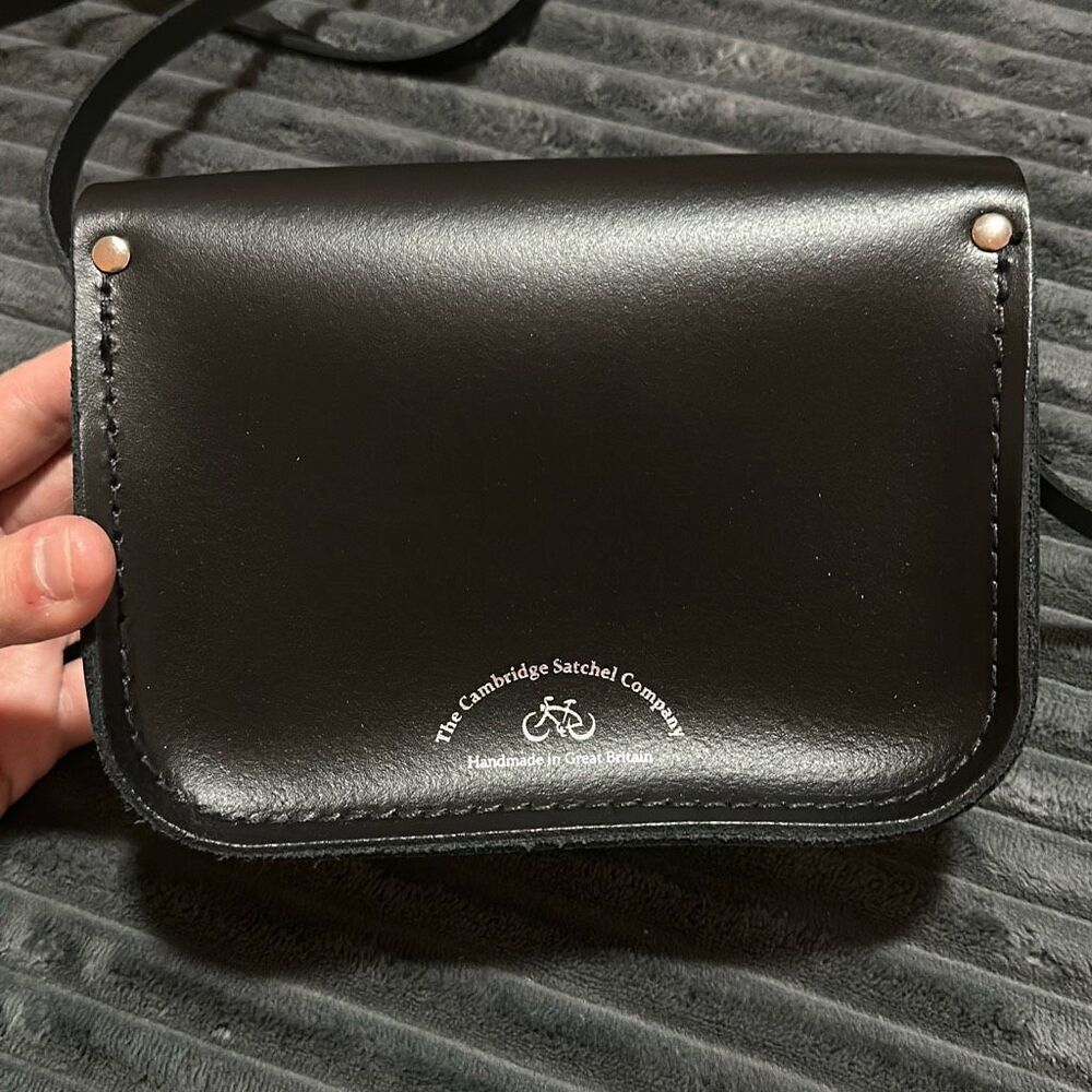 The Cambridge Satchel Company Small Leather Crossbody Bag Black & White - Picture 5 of 9